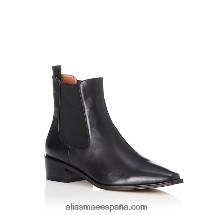 caja negra Alias Mae yasmyn NVV6BT217