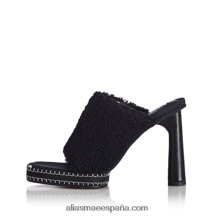 negro Alias Mae giselle NVV6BT34