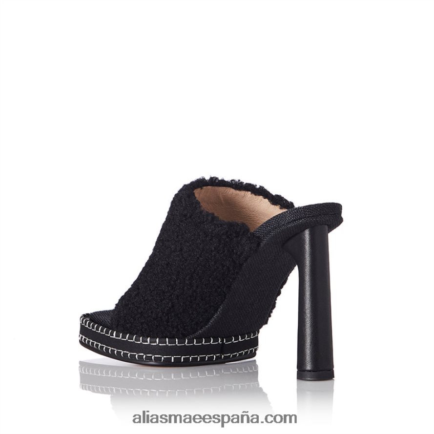 negro Alias Mae giselle NVV6BT34